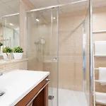 & Fun: Cozy Apartment La Pineda